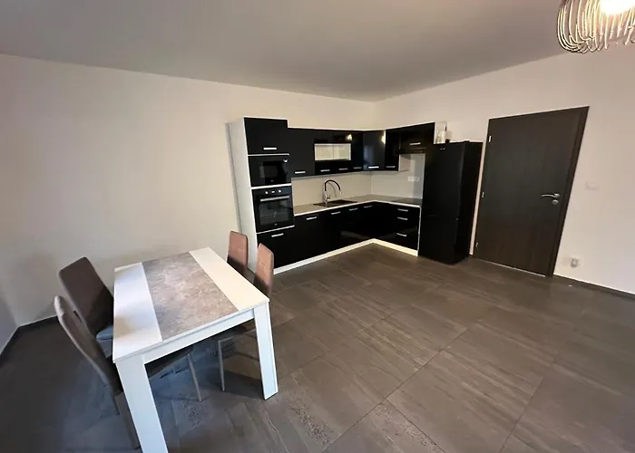 Byt Apartman 73M2 Klid Priroda Parking Free